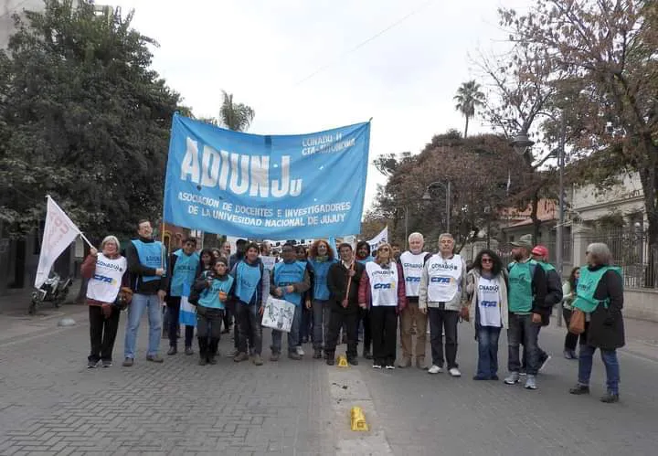 adiunju
