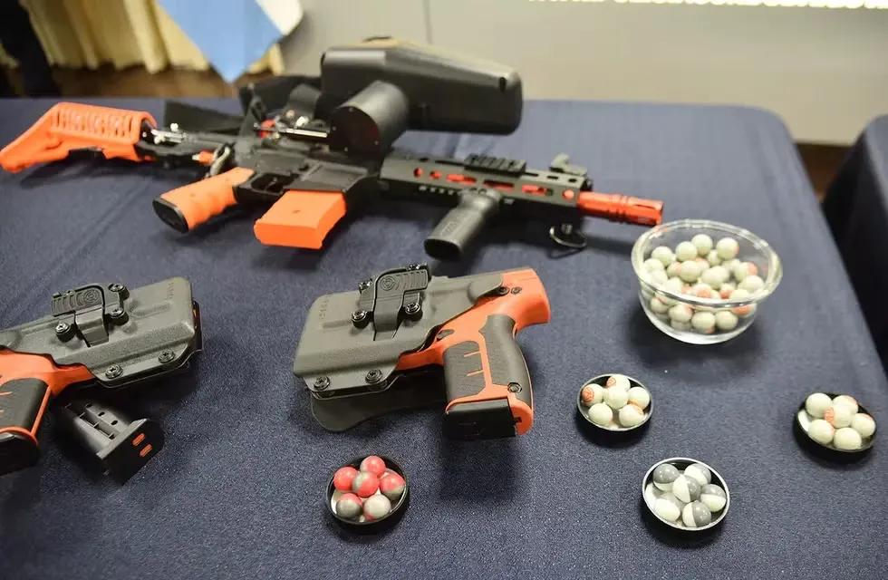 Pistolas-de-gas-pimienta