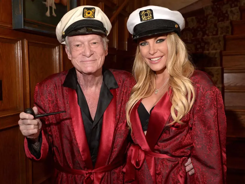 hugh-hefner-crystal-hefner-1-bfb09bee09994cf7a82b030023d88c7f