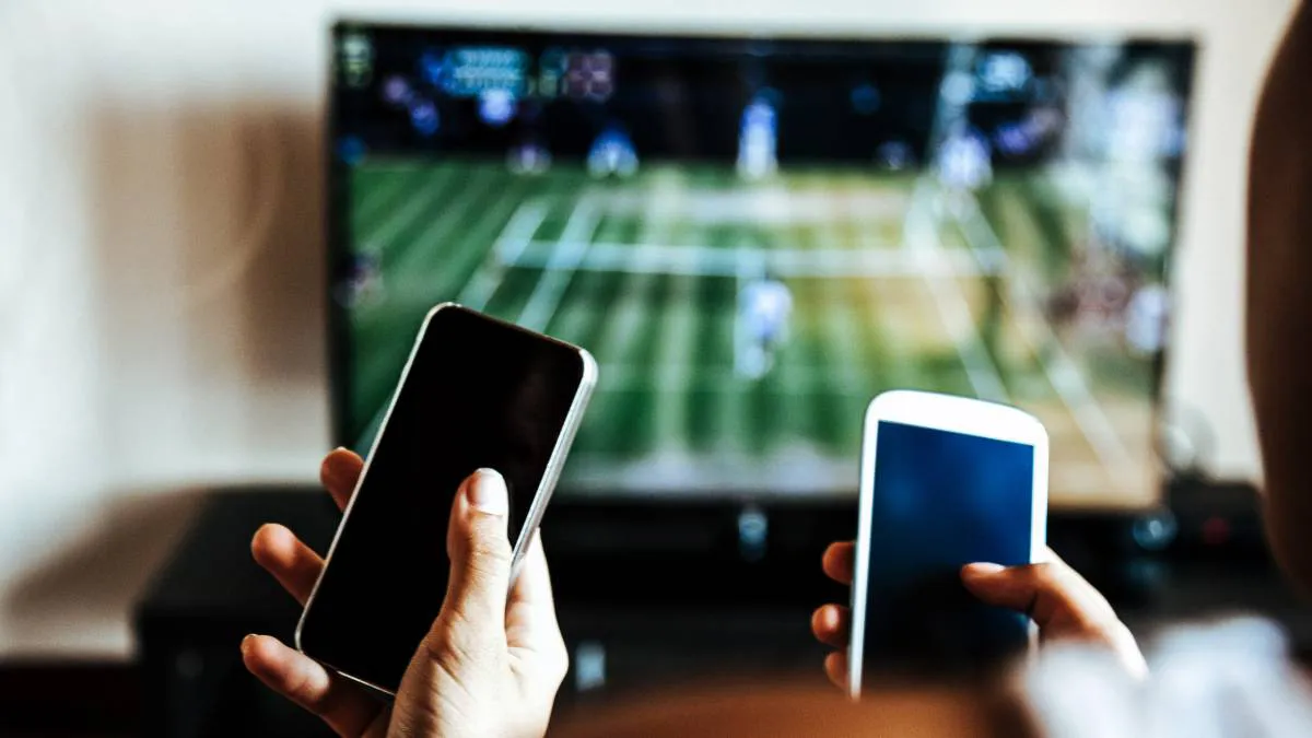 Celular-y-Tv