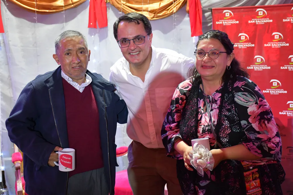 Homenaje a matrimonios