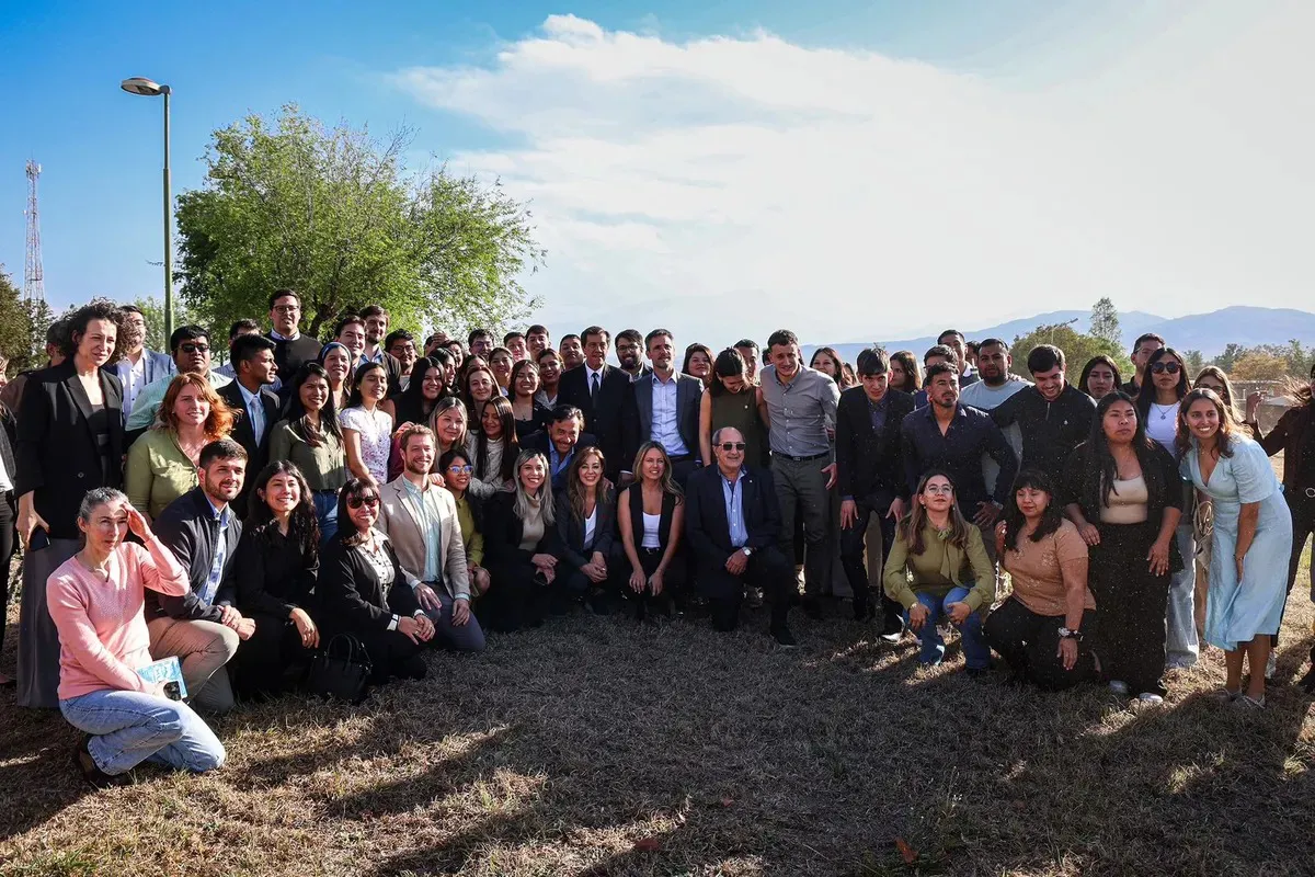 WhatsApp Image 2025-10-03 at 08.58.27