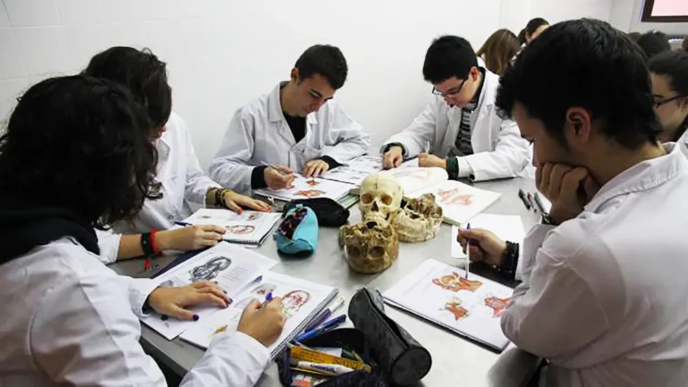 Estudiantes-de-medicina-1