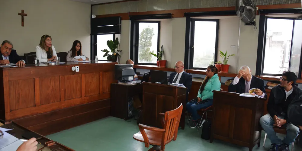 TRIBUNAL-EN-LO-CRIMINAL-No-3-Juicio-a-Flores-y-Guanactolay-por-Homicidio-en-grado-de-Tentativa-2048x1023